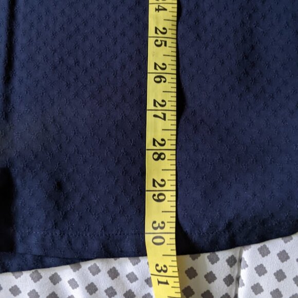 Liz Claiborne sleeveless tunic top - Picture 4 of 6